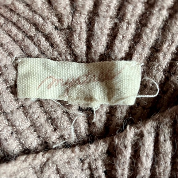 Mystic faux fur sleeved viscose knit sweater size medium creamy grey - Picture 4 of 8